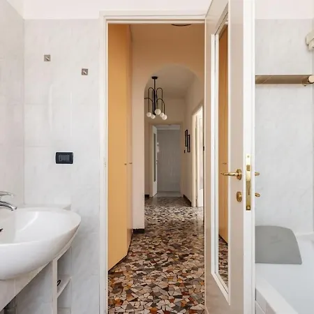 Bilocale Porta Garibaldi / Nino Bonnet Apartment