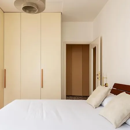 Apartment Bilocale Porta Garibaldi / Nino Bonnet
